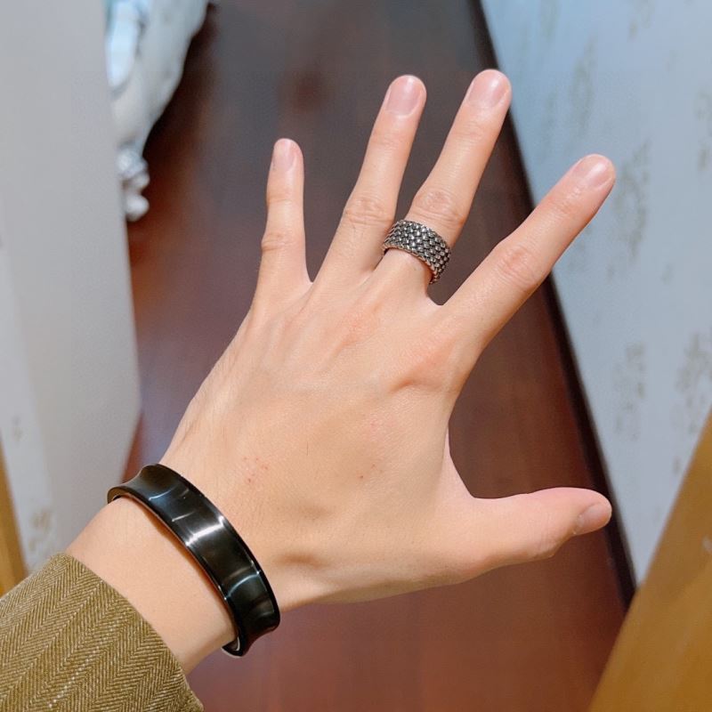 Gvc*1 rings